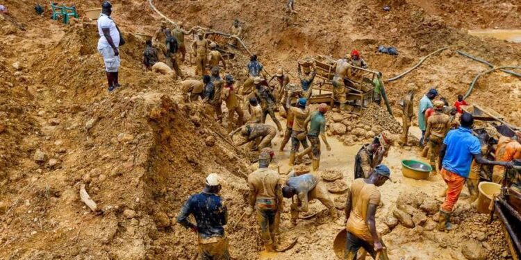 Framing the wicked problem through Complexity Theory and Political Economy: The case of illegal mining in Ghana